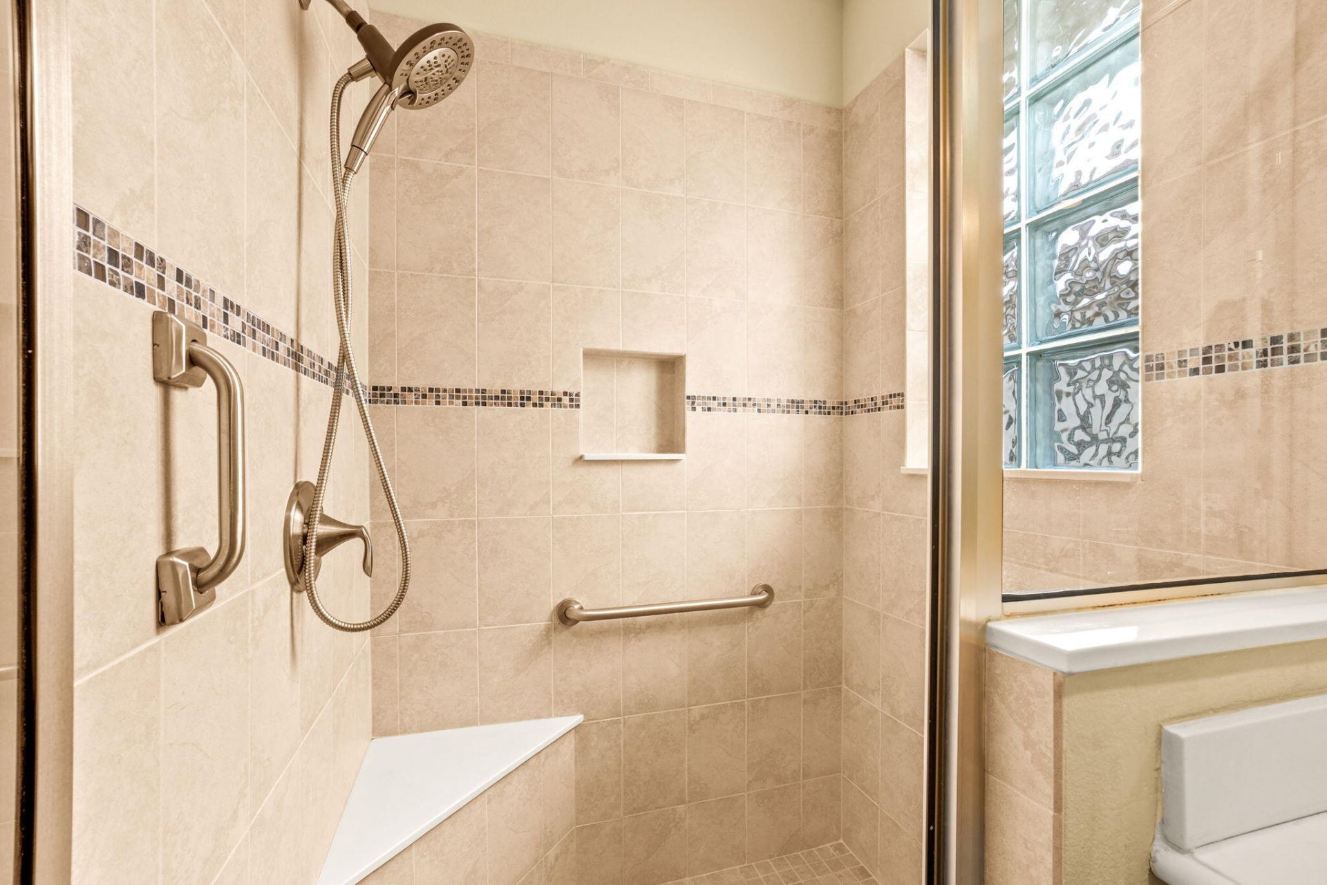 1652 NW Old Oak Terrace, Jensen Beach, FL 34957 Photo