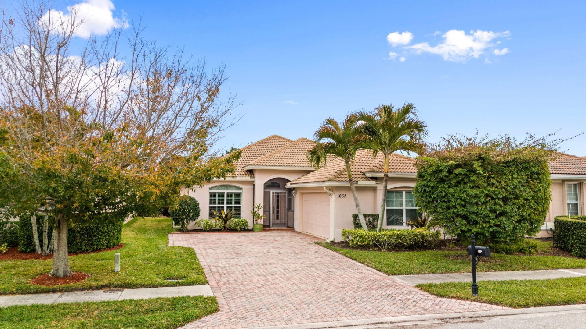 1652 NW Old Oak Terrace, Jensen Beach, FL 34957 Photo