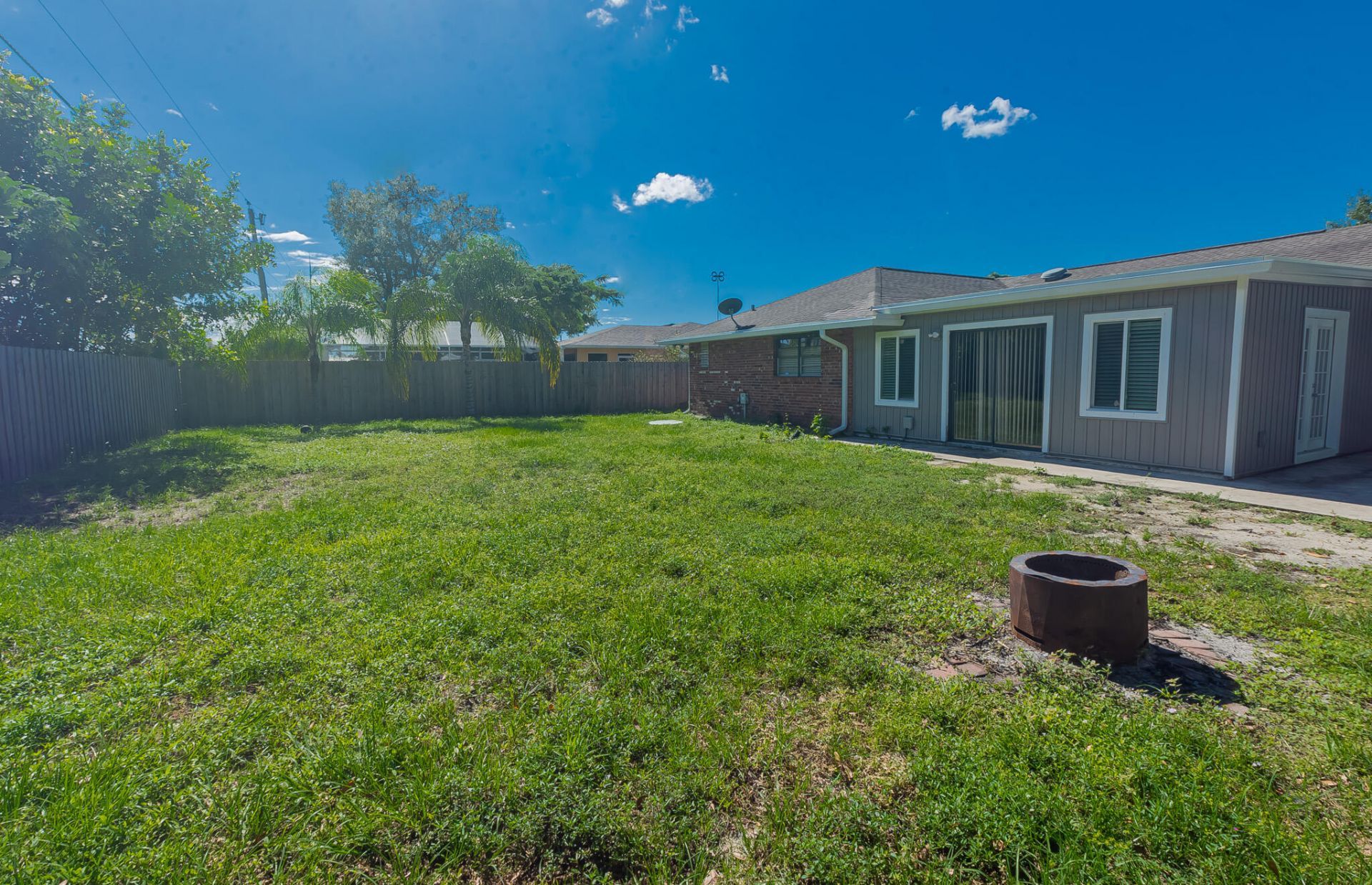 471 SE Lamon Lane, Port Saint Lucie, FL 34983 Photo