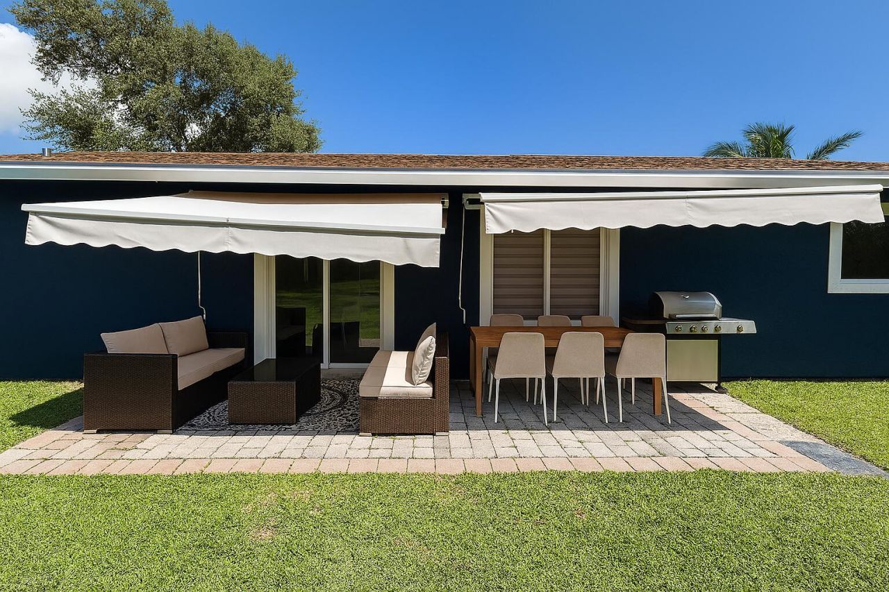 2055 SE West Dunbrooke Circle, Port Saint Lucie, FL 34952 Photo