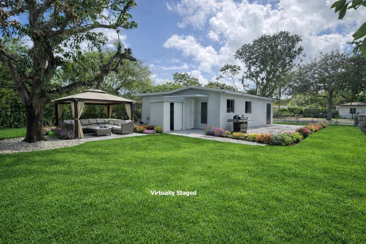 575 NW 139th Terrace, North Miami Beach, FL 33168 Photo