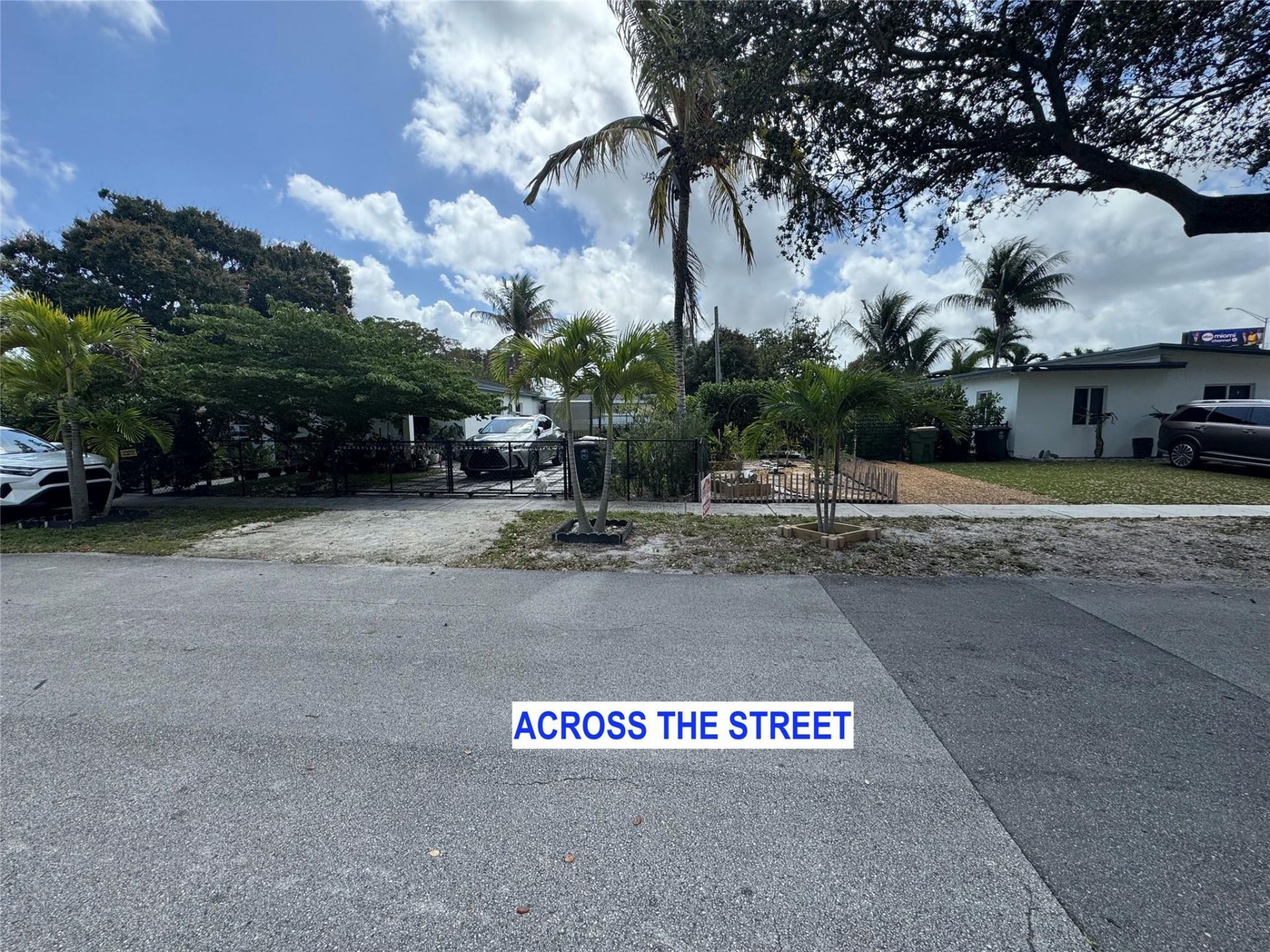 575 NW 139th Terrace, North Miami Beach, FL 33168 Photo