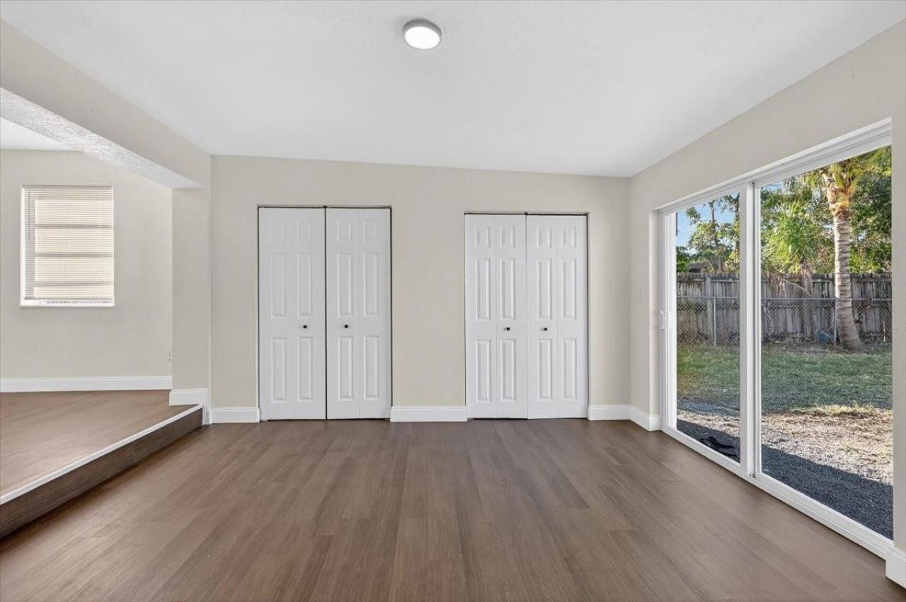 10335 SW 151st Terrace, Miami, FL 33176 Photo