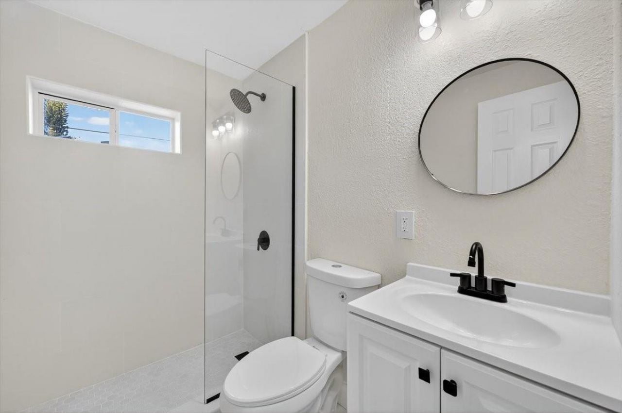 10335 SW 151st Terrace, Miami, FL 33176 Photo