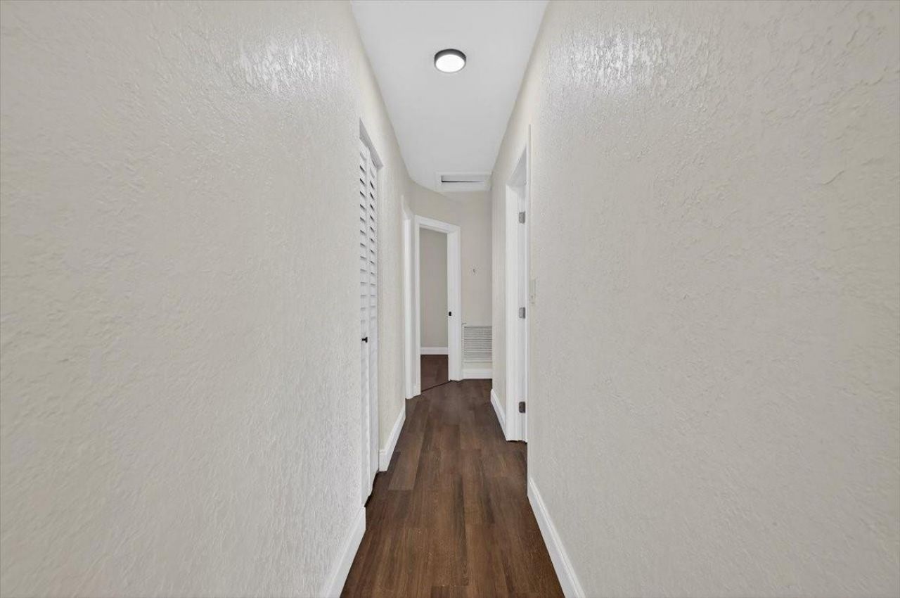 10335 SW 151st Terrace, Miami, FL 33176 Photo