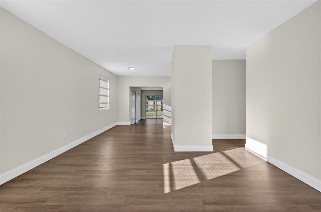 10335 SW 151st Terrace, Miami, FL 33176 Photo