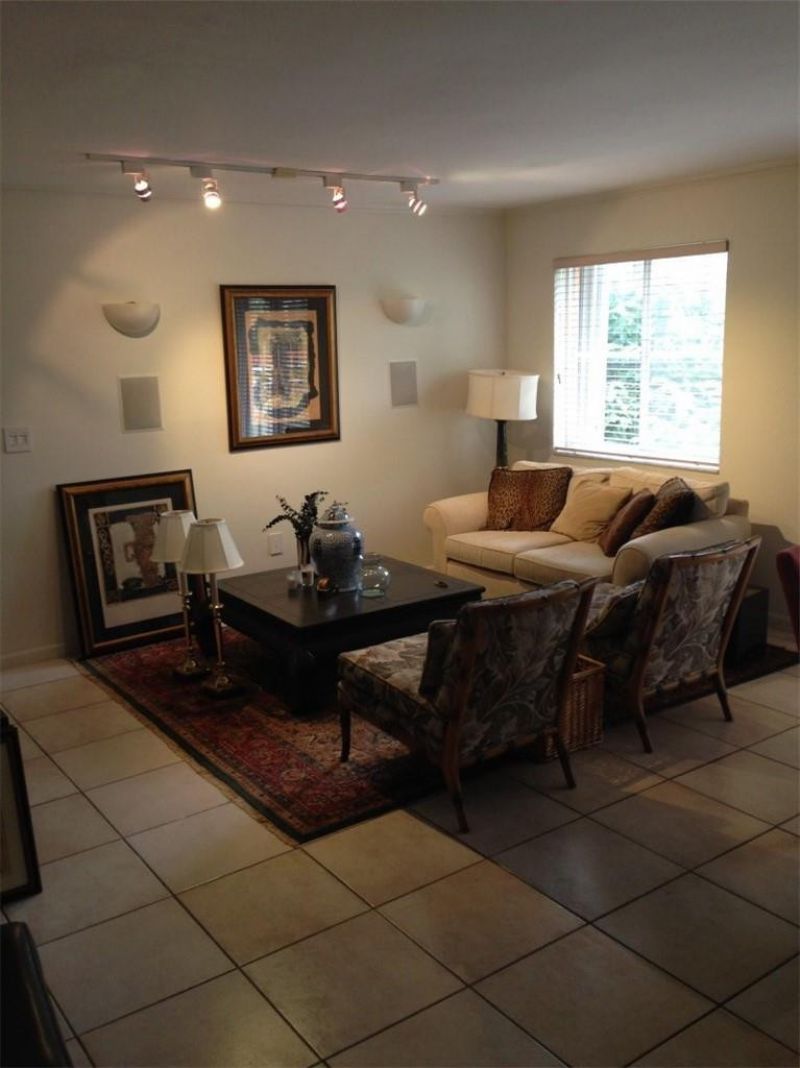 1 Alhambra Circle, Unit 407, Coral Gables, FL 33134 Photo