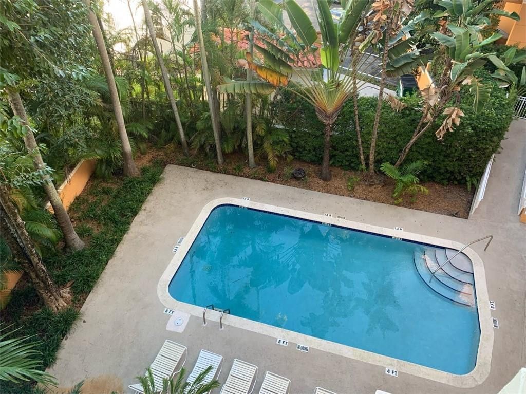 1 Alhambra Circle, Unit 407, Coral Gables, FL 33134 Photo