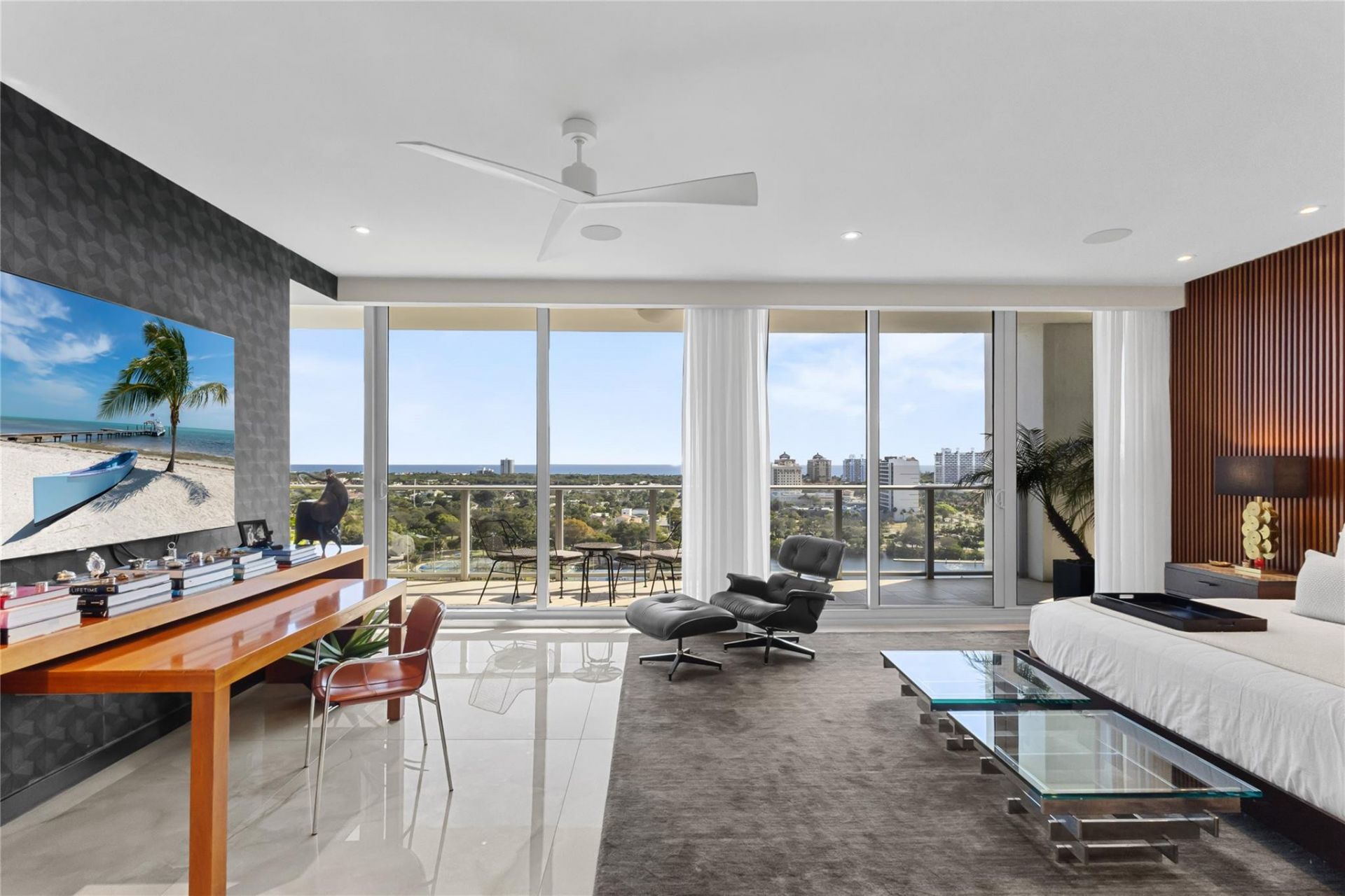 1180 N Federal Highway, Unit PH-1606, Fort Lauderdale, FL 33304 Photo