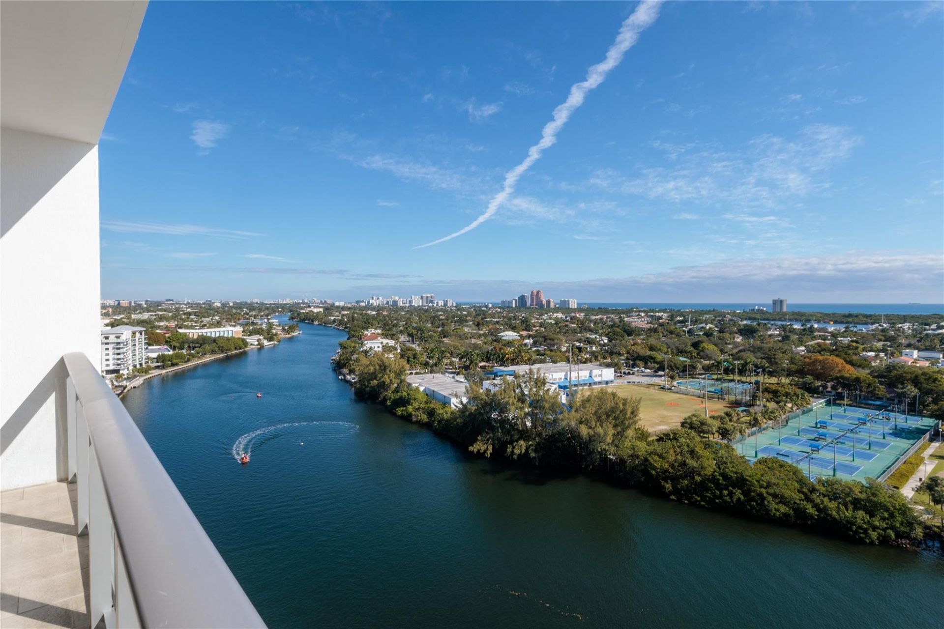 1180 N Federal Highway, Unit Ph-1606, Fort Lauderdale, FL 33304 Photo