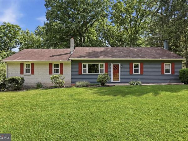 9654 CIRCLE DRIVE, CHAMBERSBURG, PA 17201