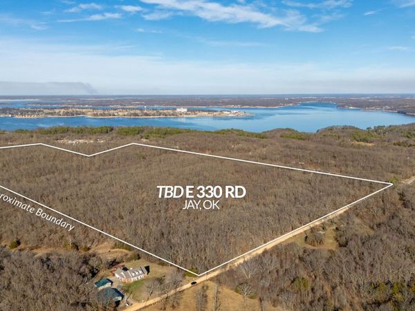 E 330 Road , Jay, OK 74346