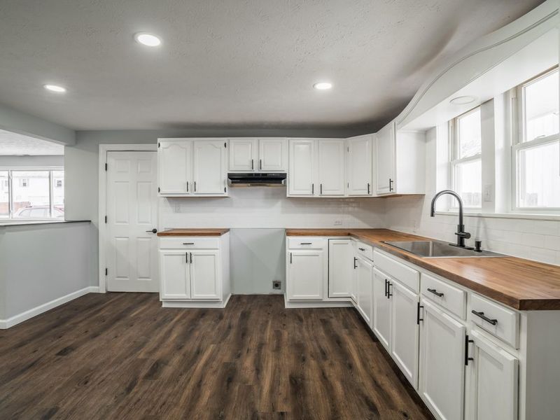 4 W Cross Street, Laura, OH 45337 Photo 11