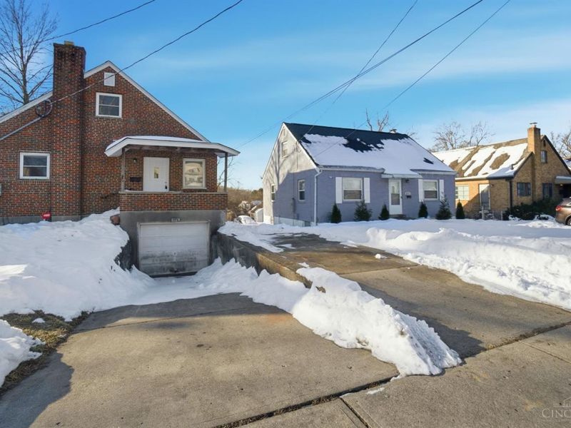 2807 W Galbraith Road, Cincinnati, OH 45239 Photo 3