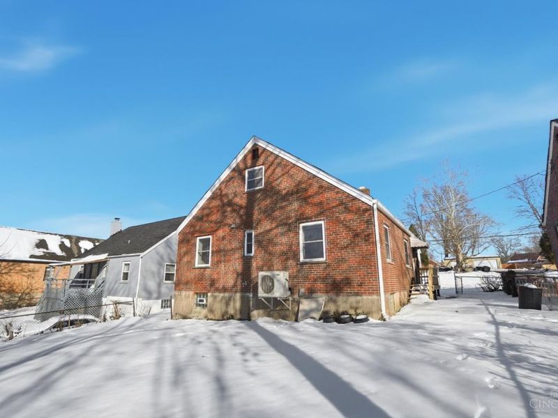 2807 W Galbraith Road, Cincinnati, OH 45239 Photo 41