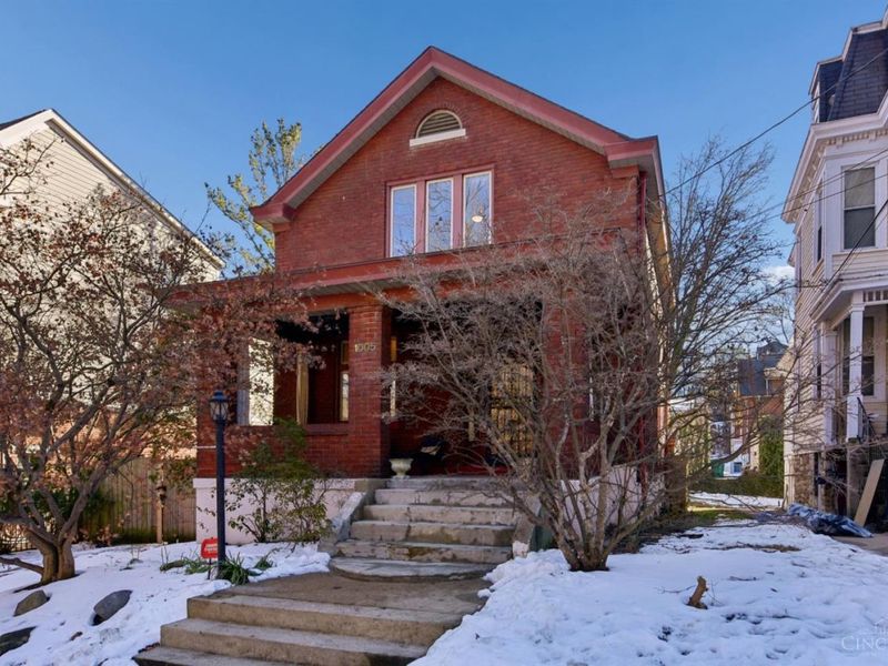 1005 Parkside Place, Cincinnati, OH 45202 Photo 2