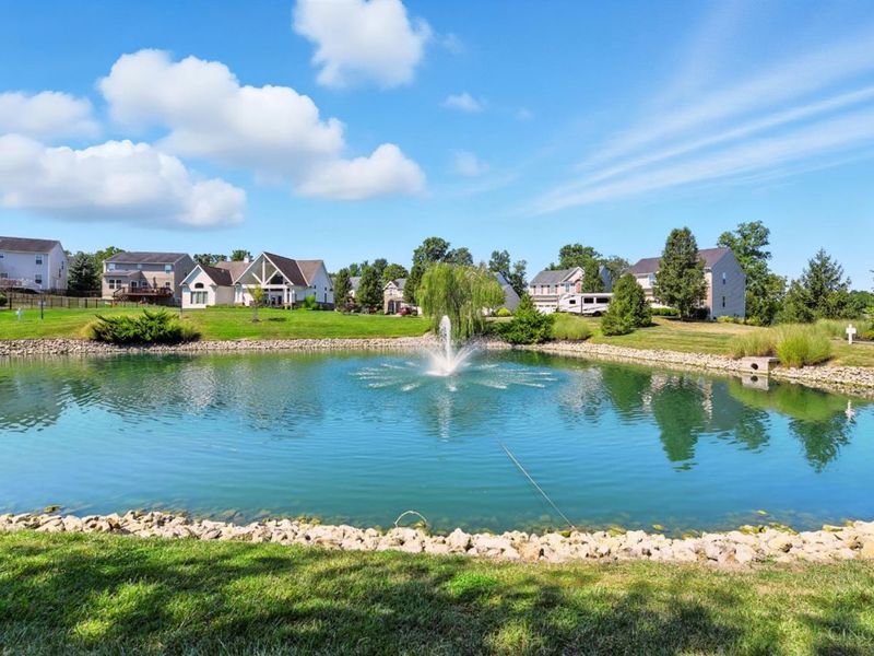 4825 Lakeview Court, South Lebanon, OH 45065 Photo 2