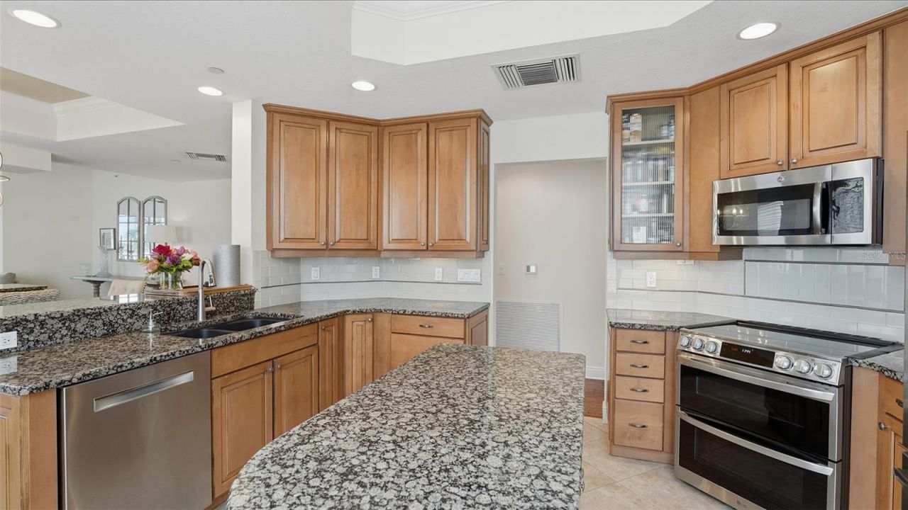 6340 Watercrest Way, Unit 301, Lakewood Ranch, FL 34202 Photo