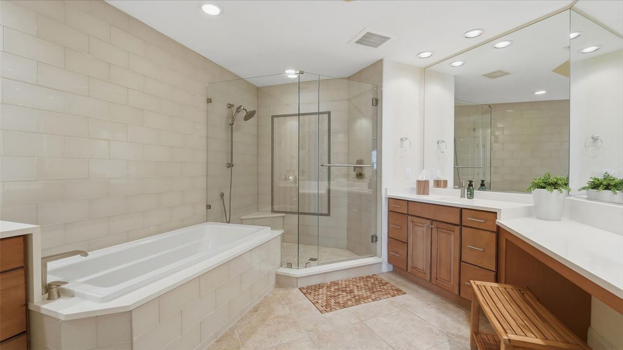 6340 Watercrest Way, Unit 301, Lakewood Ranch, FL 34202 Photo