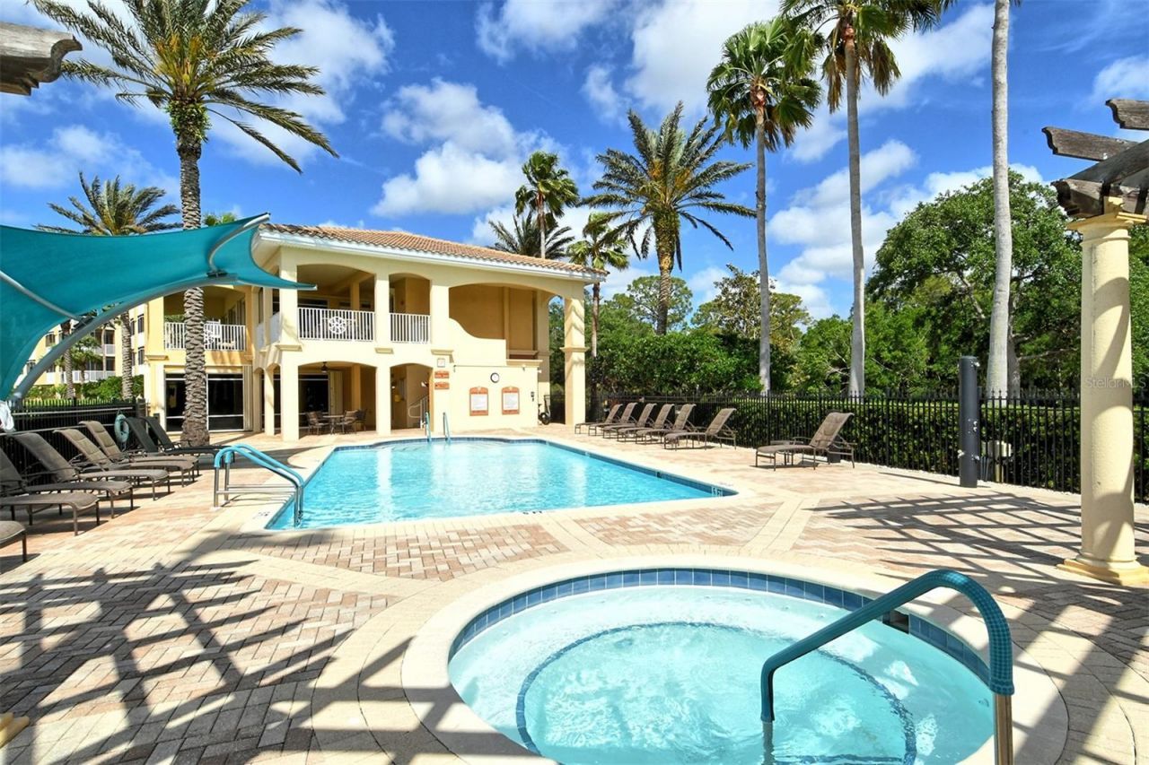 6340 Watercrest Way, Unit 301, Lakewood Ranch, FL 34202 Photo