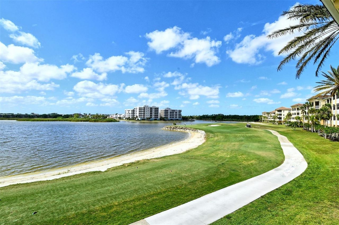 6340 Watercrest Way, Unit 301, Lakewood Ranch, FL 34202 Photo