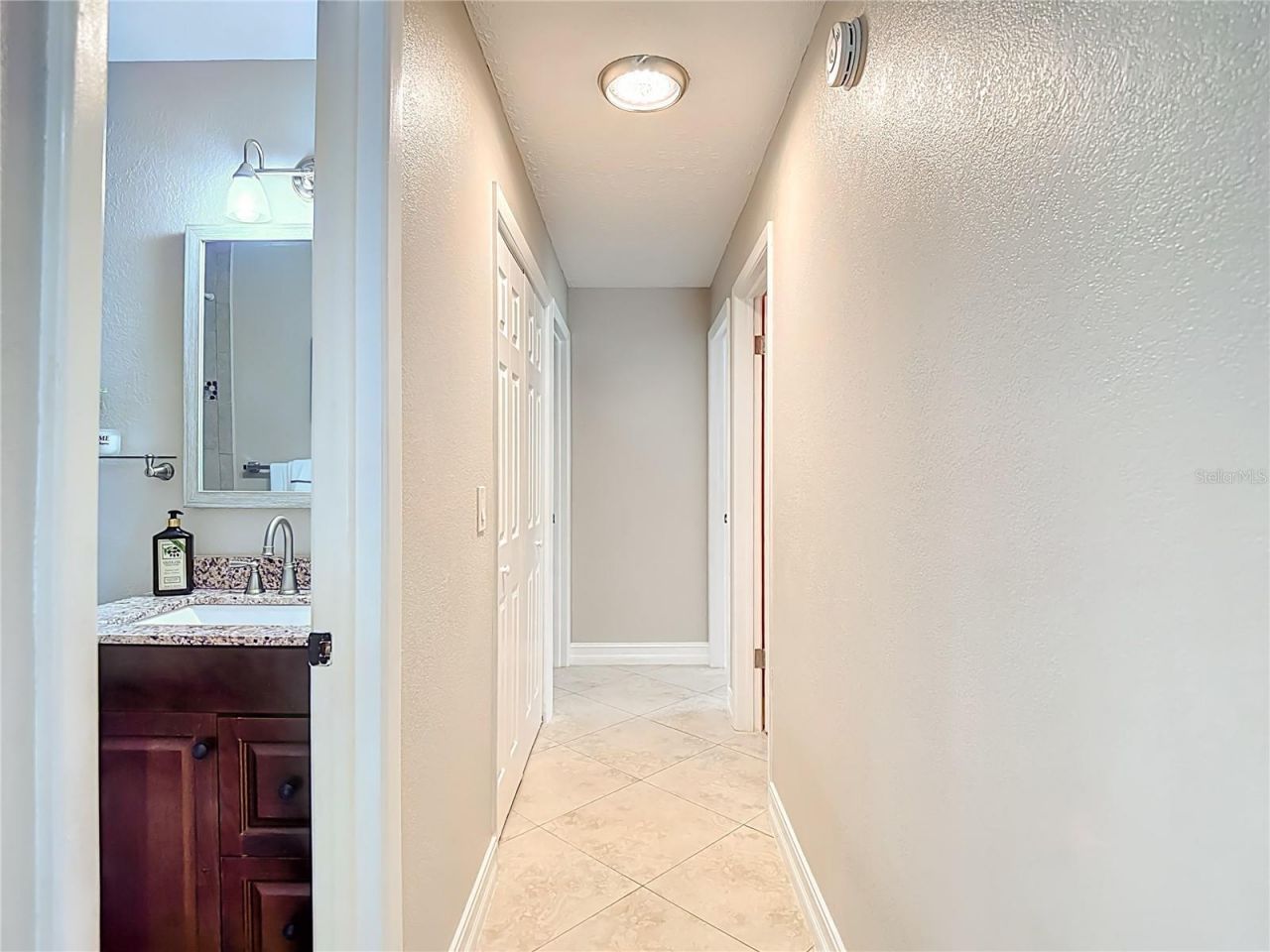 21515 Curlew Court, Lutz, FL 33549 Photo