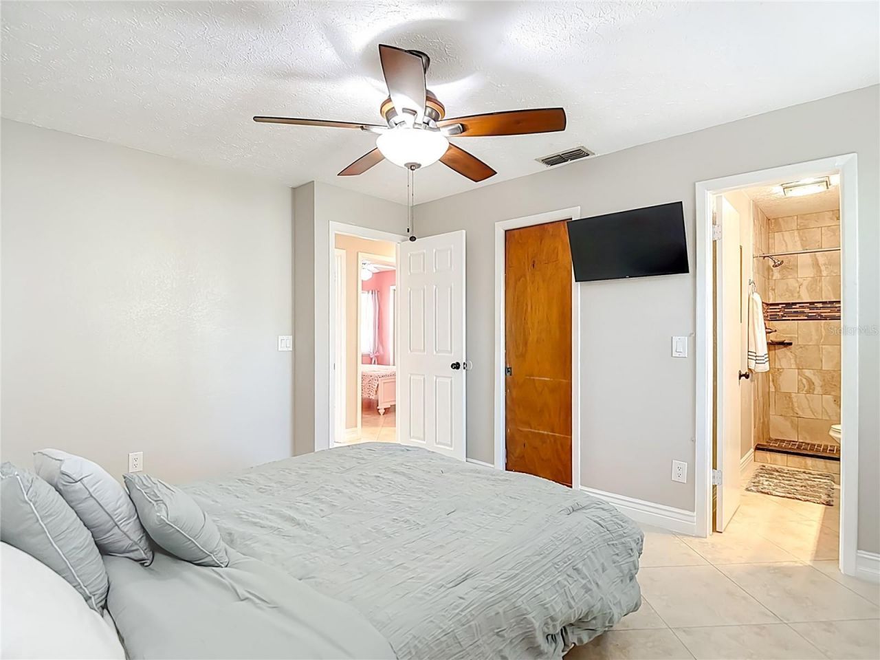 21515 Curlew Court, Lutz, FL 33549 Photo