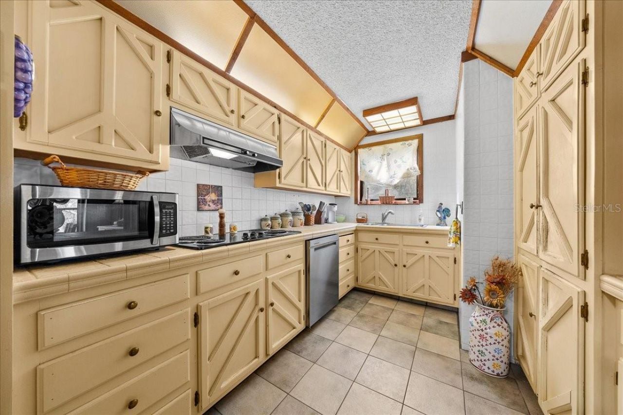 9520 N Holyoak Terrace, Dunnellon, FL 34433 Photo