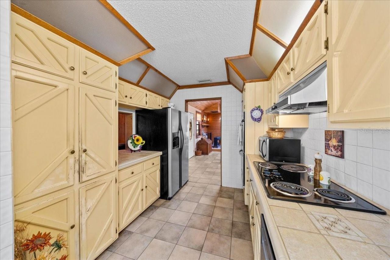 9520 N Holyoak Terrace, Dunnellon, FL 34433 Photo