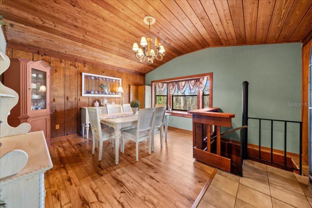 9520 N Holyoak Terrace, Dunnellon, FL 34433 Photo