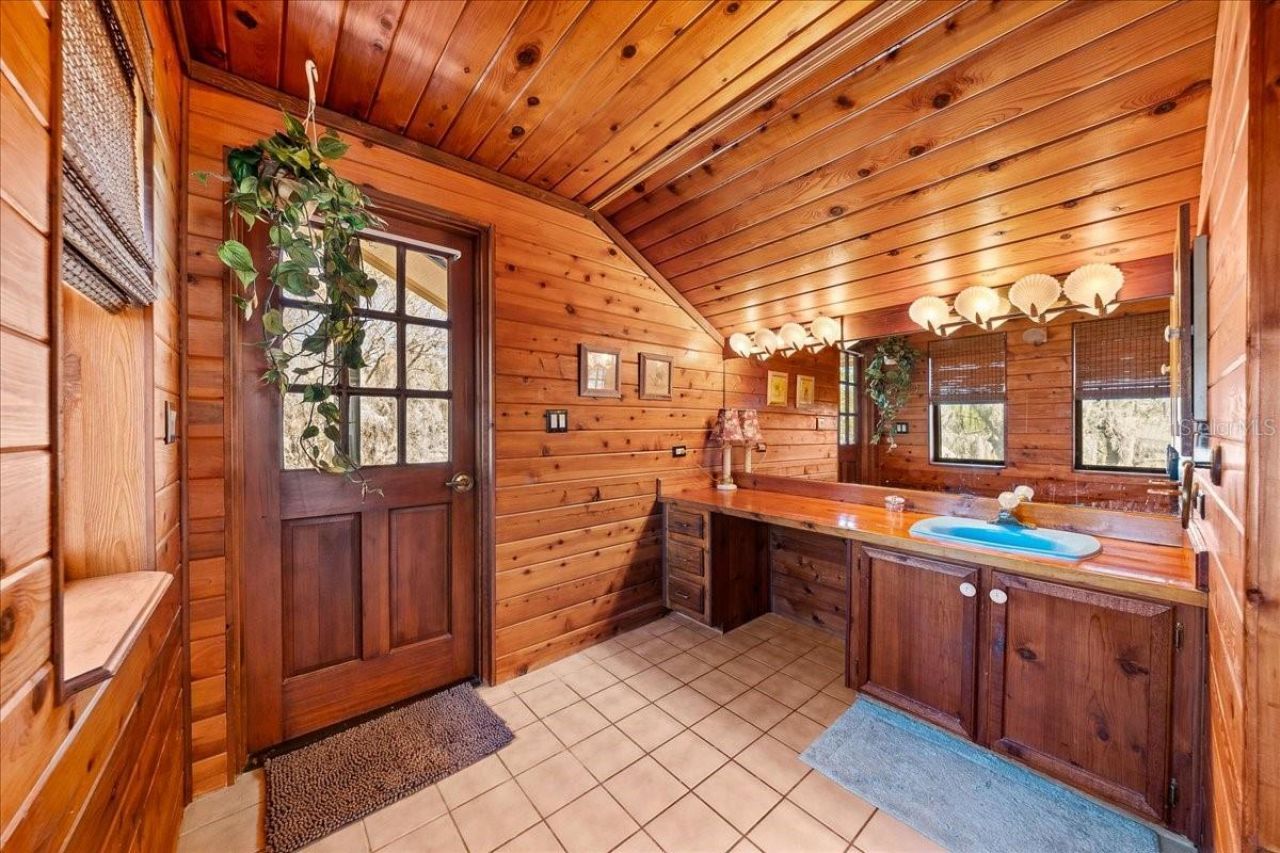 9520 N Holyoak Terrace, Dunnellon, FL 34433 Photo