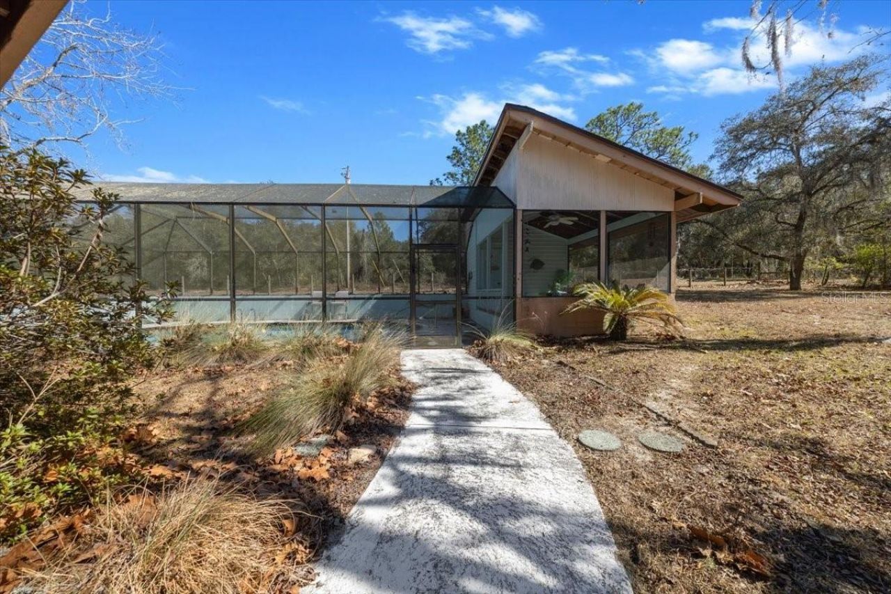 9520 N Holyoak Terrace, Dunnellon, FL 34433 Photo