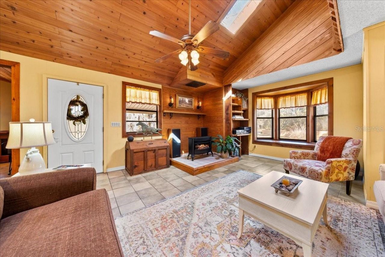 9520 N Holyoak Terrace, Dunnellon, FL 34433 Photo