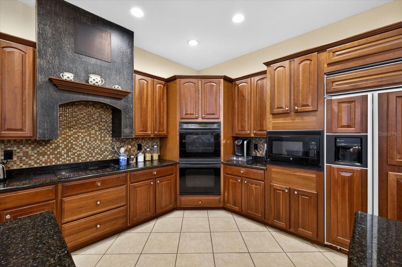 5510 E Longboat Boulevard, Tampa, FL 33615 Photo