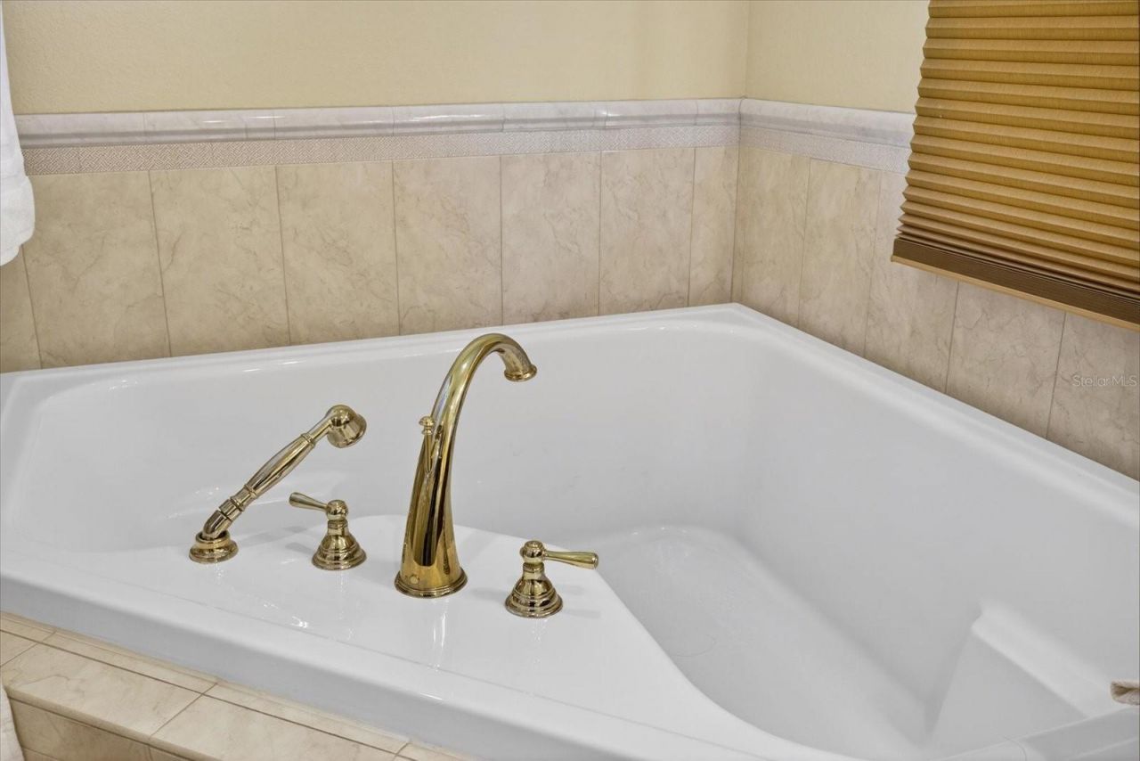 5510 E Longboat Boulevard, Tampa, FL 33615 Photo