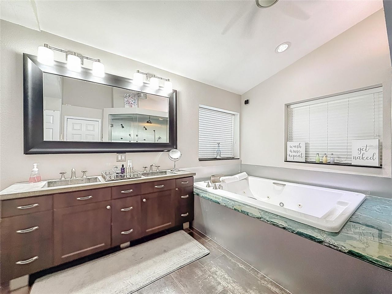 50 Willowood Lane, Oldsmar, FL 34677 Photo