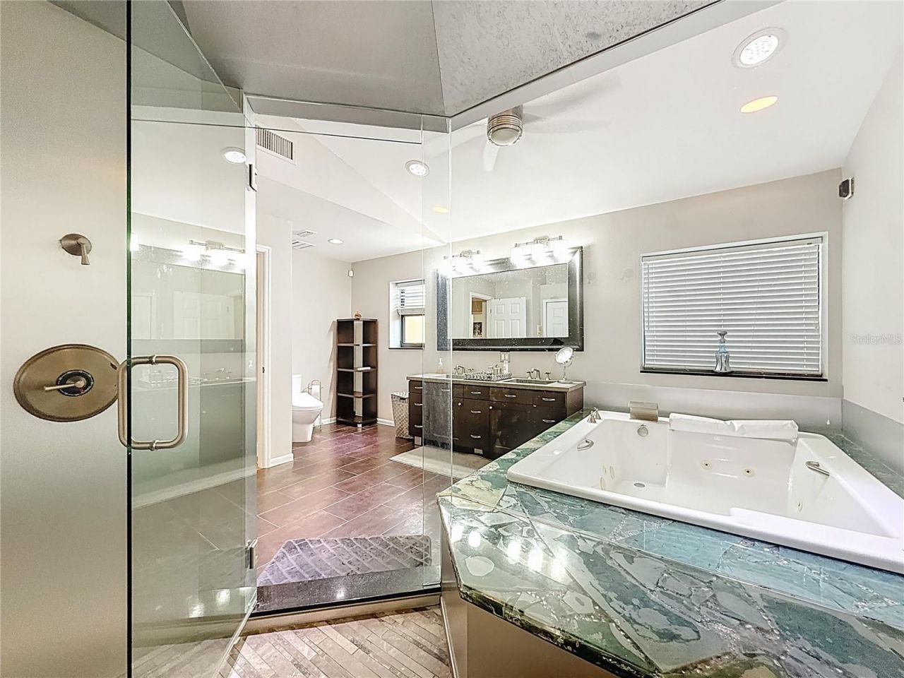 50 Willowood Lane, Oldsmar, FL 34677 Photo