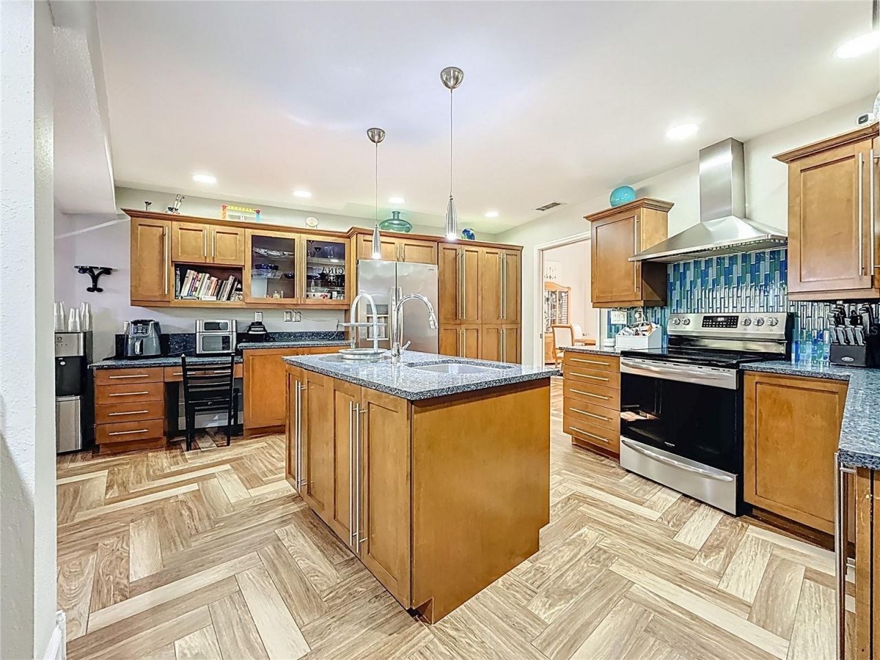 50 Willowood Lane, Oldsmar, FL 34677 Photo