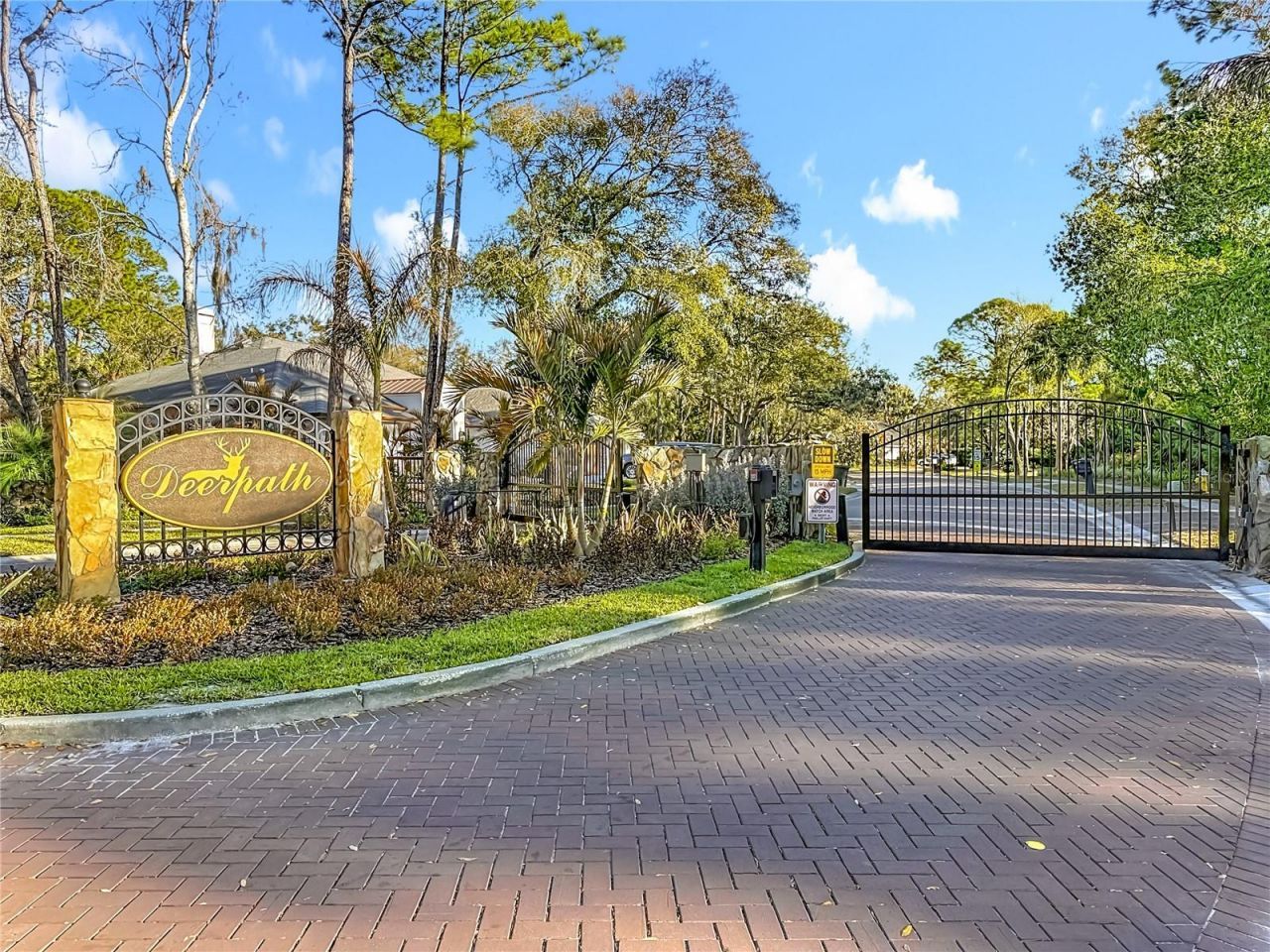 50 Willowood Lane, Oldsmar, FL 34677 Photo