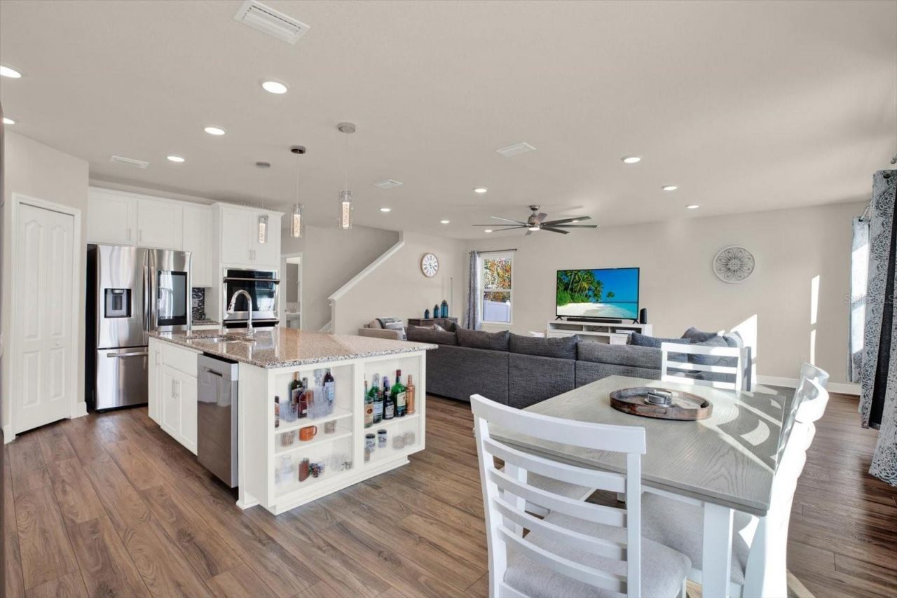 11208 Seattle Wren Avenue, Weeki Wachee, FL 34614 Photo