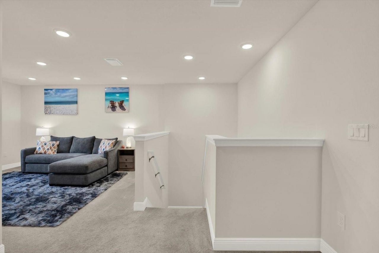 11208 Seattle Wren Avenue, Weeki Wachee, FL 34614 Photo