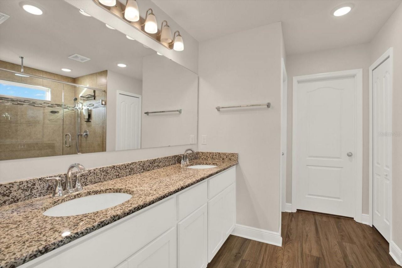 11208 Seattle Wren Avenue, Weeki Wachee, FL 34614 Photo