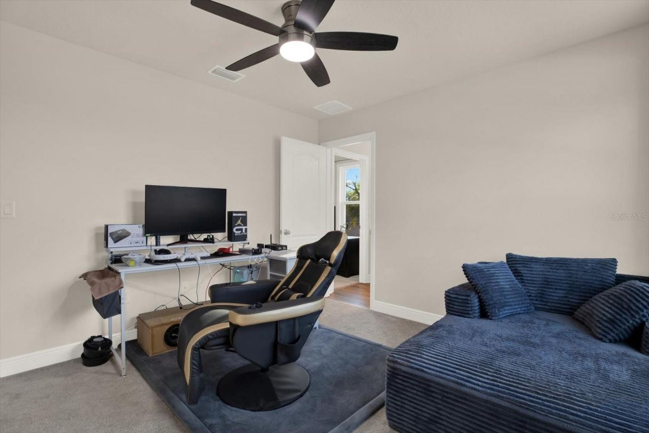 11208 Seattle Wren Avenue, Weeki Wachee, FL 34614 Photo