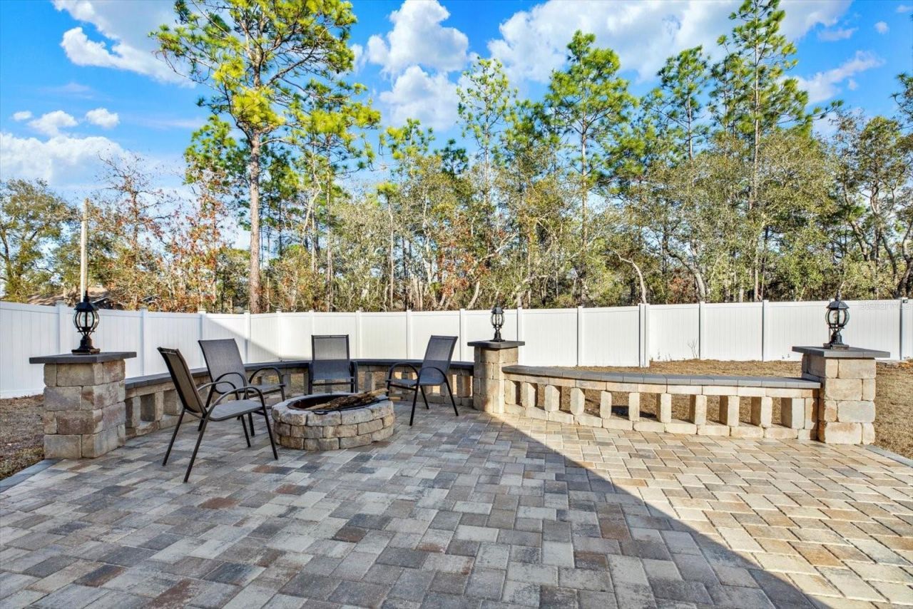 11208 Seattle Wren Avenue, Weeki Wachee, FL 34614 Photo