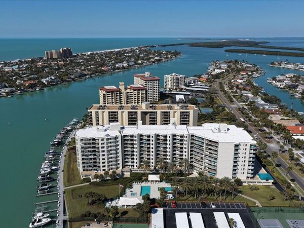 670 ISLAND WAY, Unit 304, CLEARWATER BEACH, FL 33767