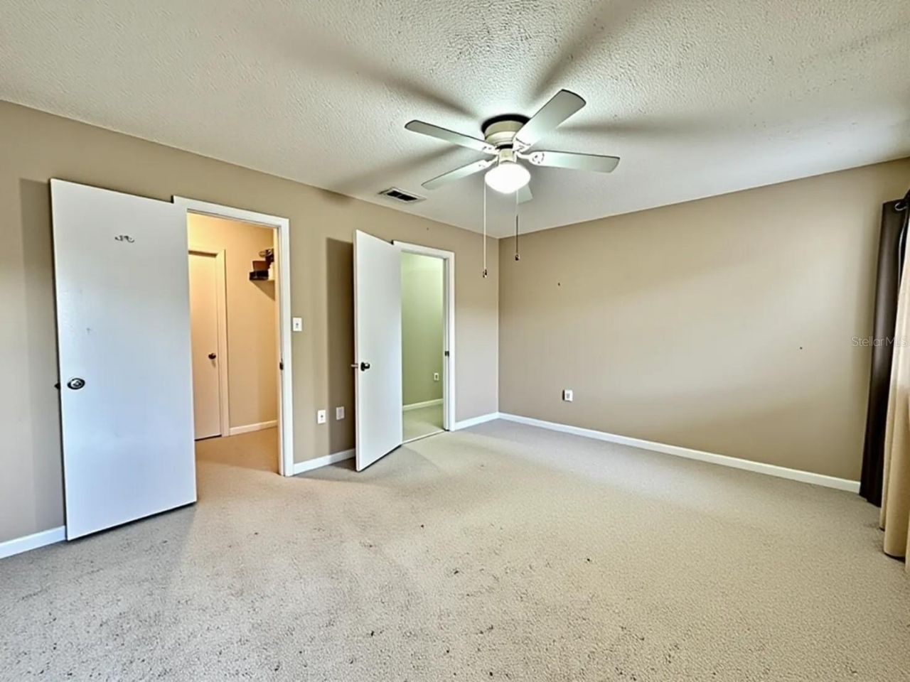 2834 SW 14th Drive, Unit 305, Gainesville, FL 32608 Photo
