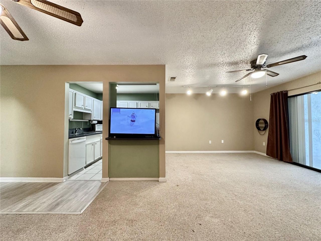 2834 SW 14th Drive, Unit 305, Gainesville, FL 32608 Photo