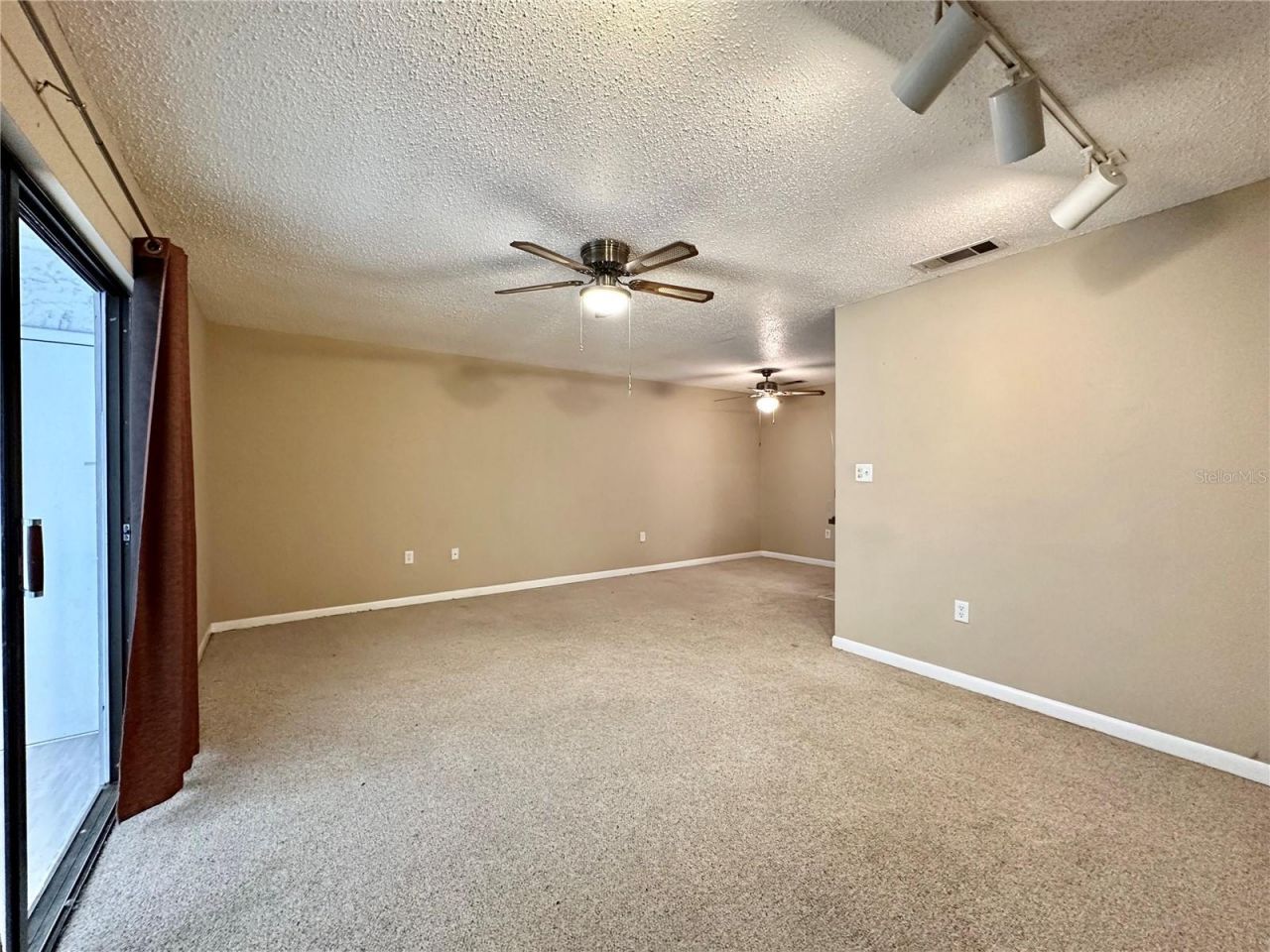 2834 SW 14th Drive, Unit 305, Gainesville, FL 32608 Photo