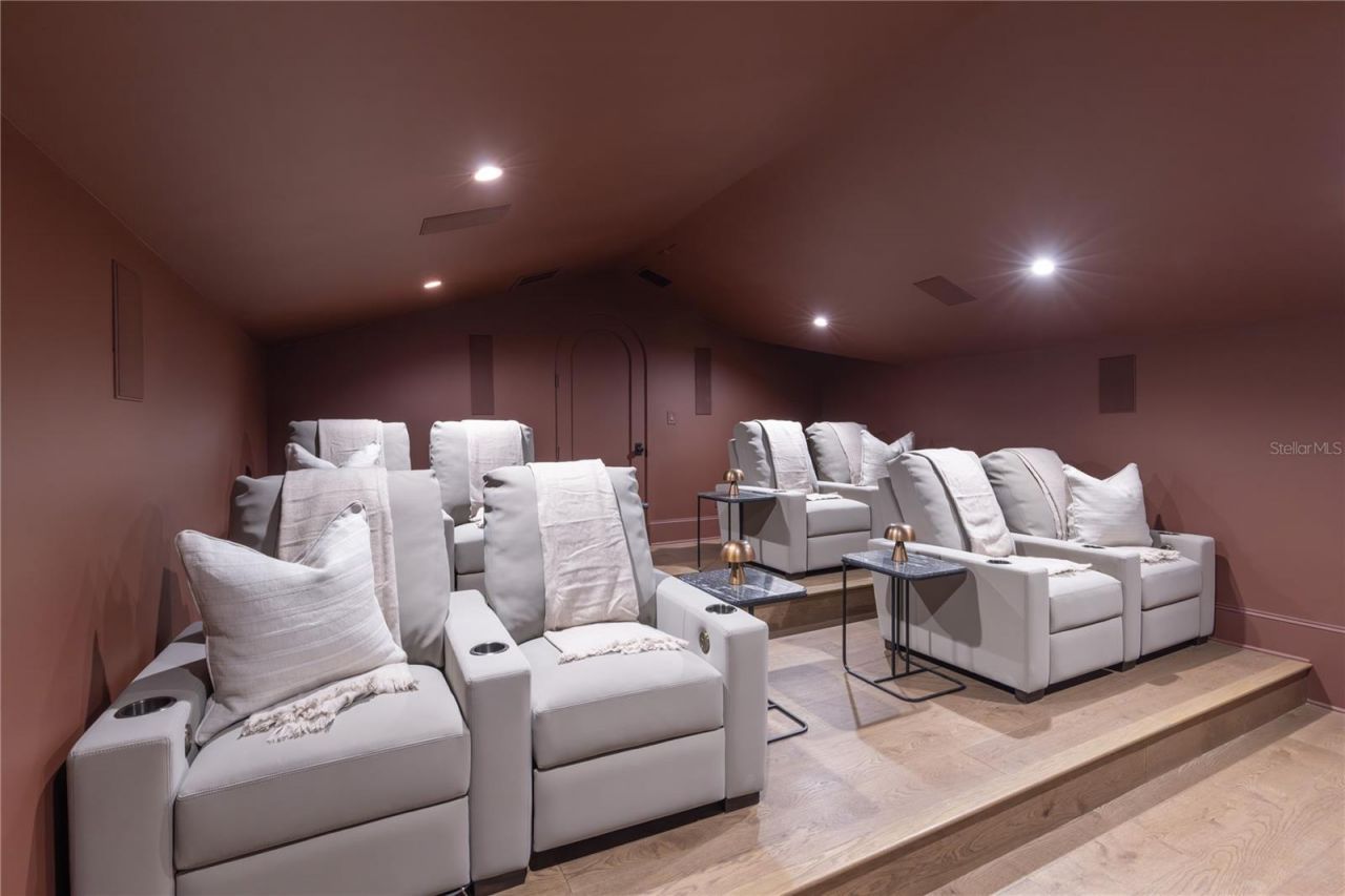 9323 Gladys Garden Court, Windermere, FL 34786 Photo