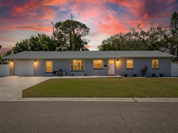 8050 CAROLYN STREET NE, ST PETERSBURG, FL 33702